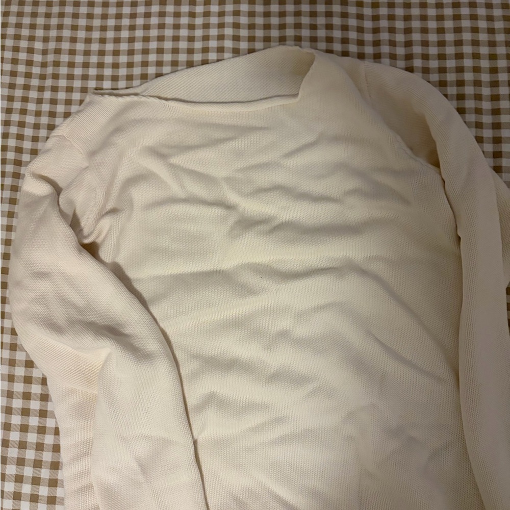 Brandy Melville Cream Knit Pullover